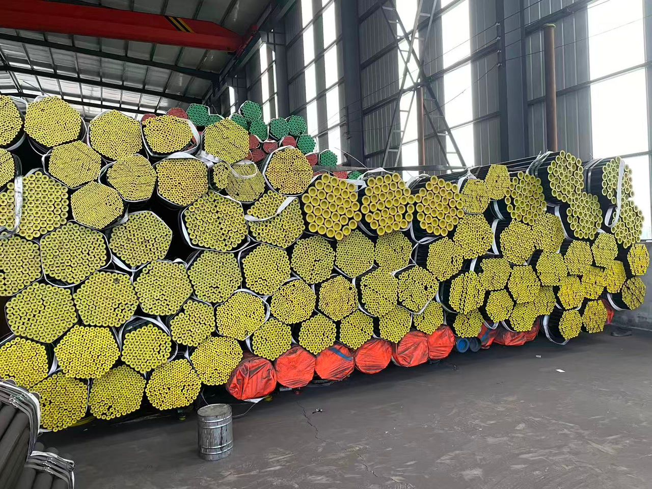 لوله بدون درز فولادی - Seamless steel pipe
